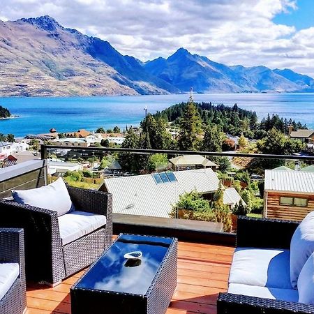 Stunning Home With Amazing Wakatipu Lake Views Квінстаун Екстер'єр фото